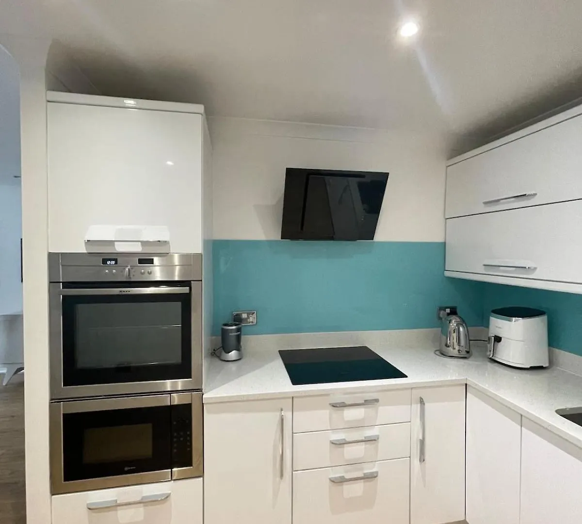 Chic 1Bd Flat - 10 Minutes To Victoria Park! Apartment London